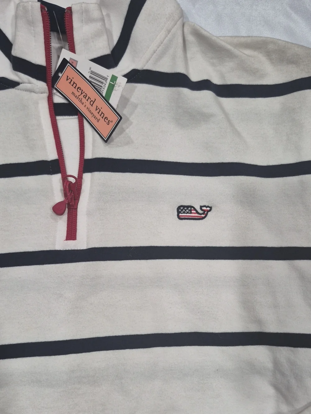 NWT VINEYARD VINES PULLOVER LG American